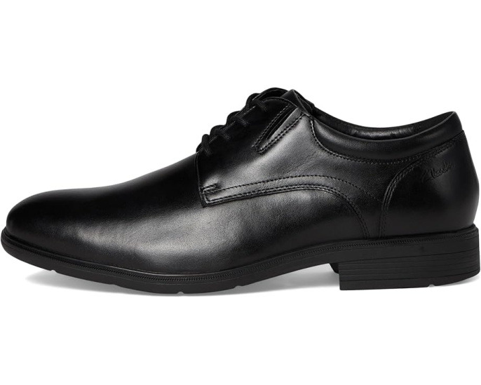 Туфли Clarks Steadwell Lace с миндалевидным носком и противоскользящей подошвой