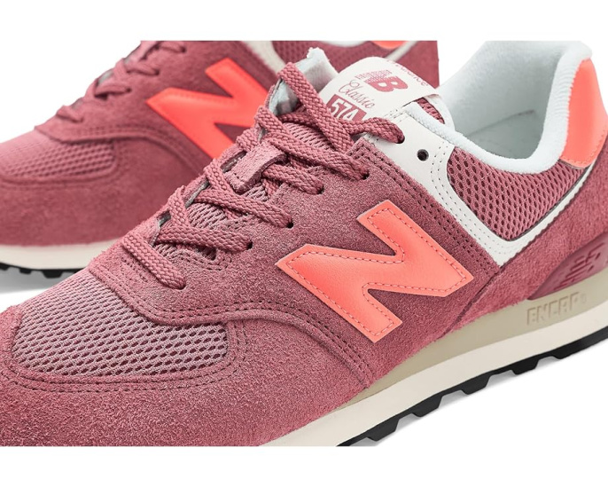 Кроссовки New Balance 574v2 с текстильным верхом и мягкой кожей