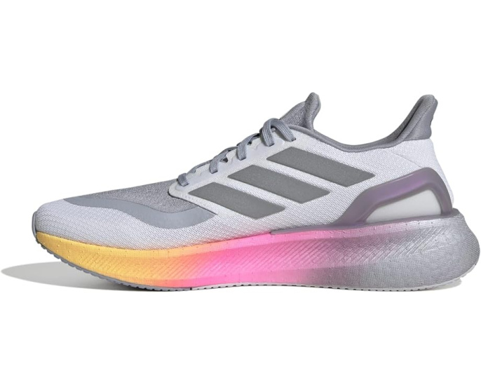 Беговые кроссовки Adidas Pureboost 5 с амортизацией BOOST и подошвой Adiwear