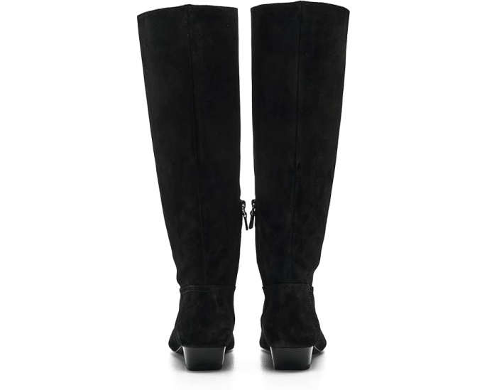 Ботинки Stassi Boot Stuart Weitzman до колена с острым носком