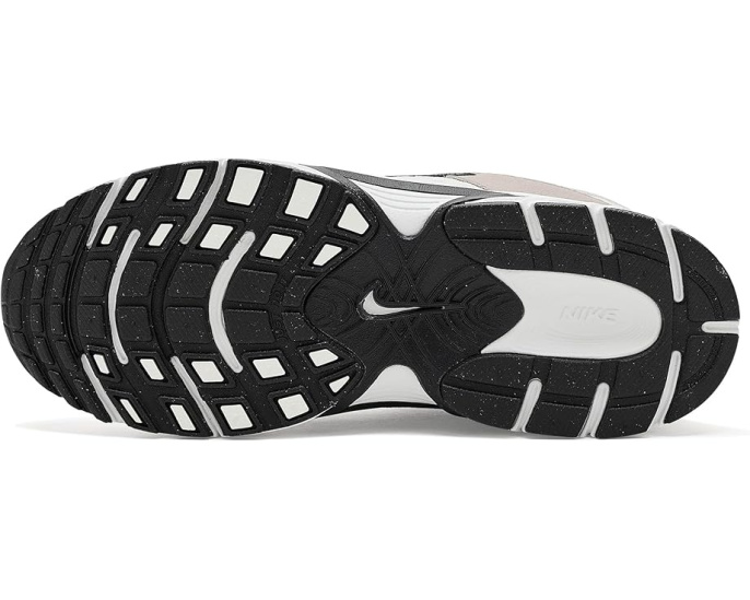 Кроссовки Nike V5 Rnr Suede с замшевым верхом для малышей