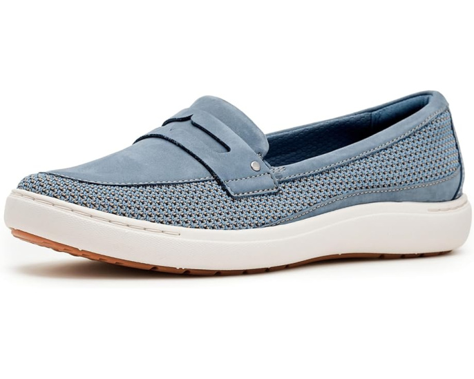 Лоферы Clarks Nalle Glide из нубука с поддержкой стельки Contour Cushion