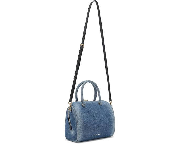Сумка The Denim Small Wave от Marc Jacobs с волнообразным декором