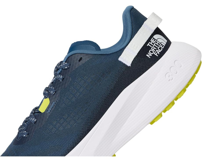 Трейловые кроссовки Altamesa 300 от The North Face с водозащитой
