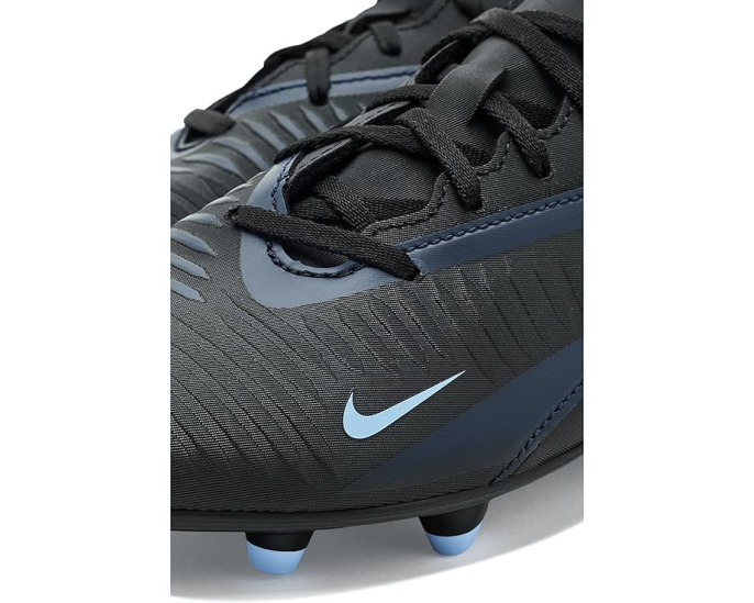 Детские бутсы Nike Jr. Phantom 6 Low Club Multi-Ground черные