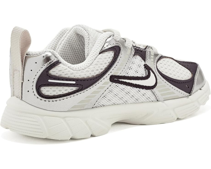 Кроссовки Nike V5 RNR для малышей