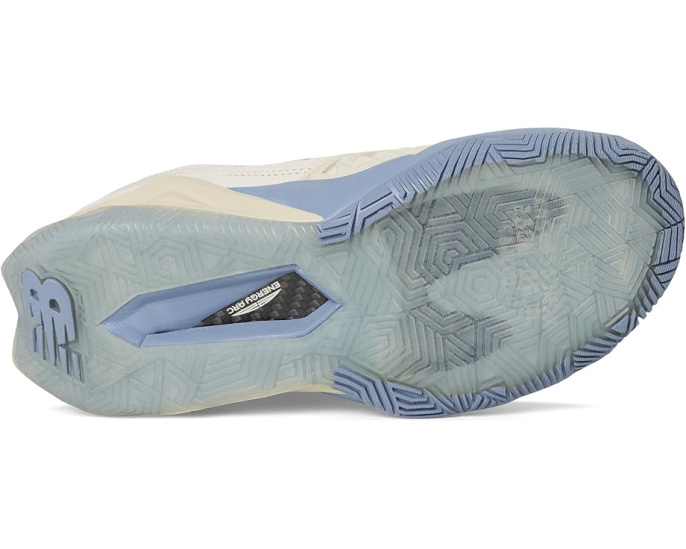 Теннисные кроссовки New Balance Coco CG2 с технологией Energy Arc