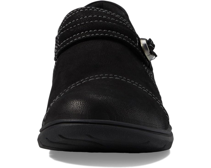 Обувь Clarks Carleigh Pearl из нубука для легкого надевания с круглым носком