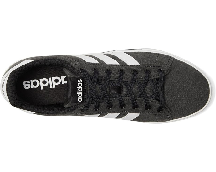 Кроссовки Adidas Daily 4.0 с текстильным верхом и усиленным носком