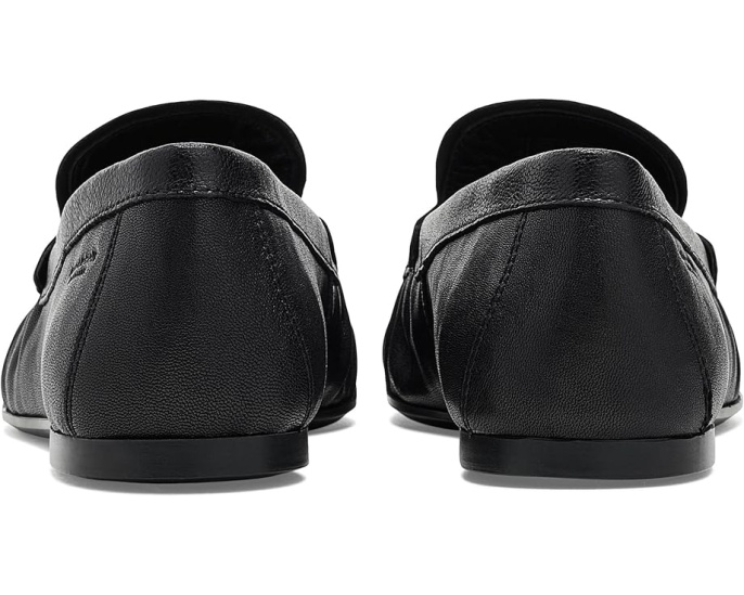Лоферы Aleya от Vagabond Shoemakers на плоской подошве