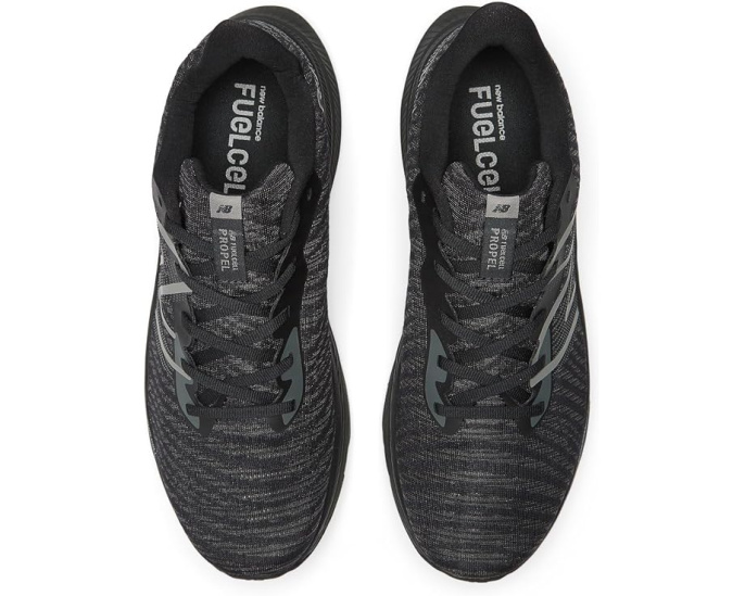 New Balance кроссовки FuelCell Propel v4 для бега