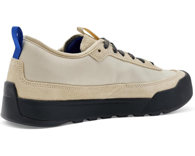 Кроссовки The North Face Clyffe с подошвой Vibram Megagrip и переработанными материалами