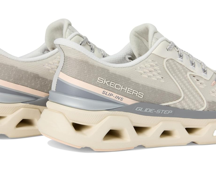 SKECHERS Glide-Step Altus Adrenaline Rush с технологией Hands Free Slip-Ins