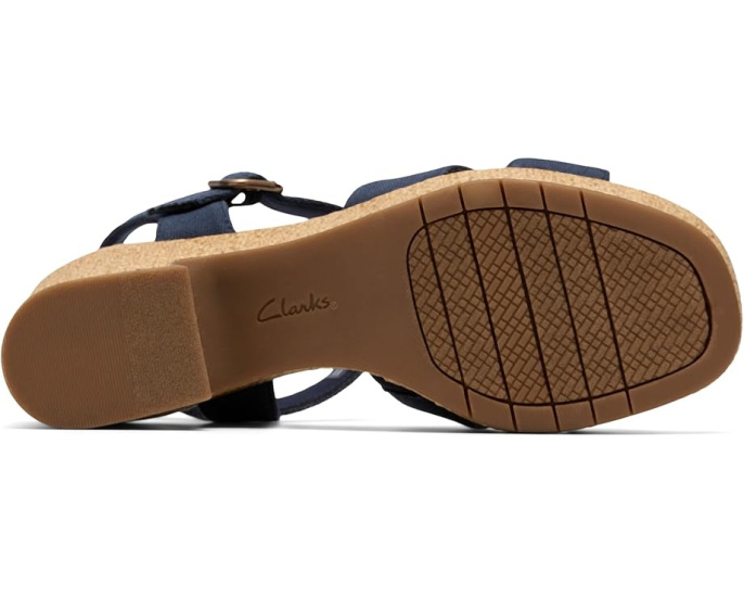 Сандалии Nerisa Twist Clarks на удобном каблуке с ремешками и стелькой Ultimate Comfort