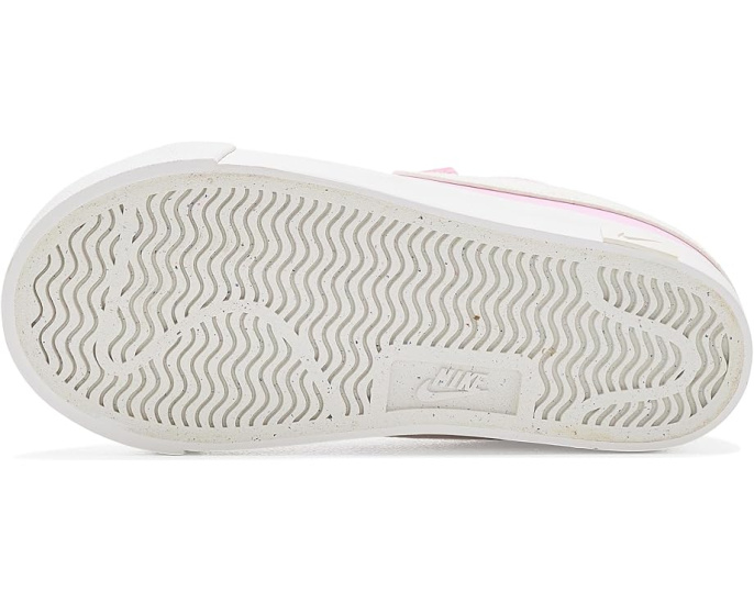 Кеды Nike Tennis Essential Suede с замшевым верхом
