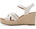 Сандалии Clarks Sabina Strap на клиновидном каблуке с перекрестными ремешками