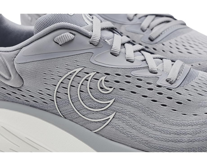 Беговые кроссовки Topo Athletic Atmos 2 с максимальной амортизацией ZipFoam