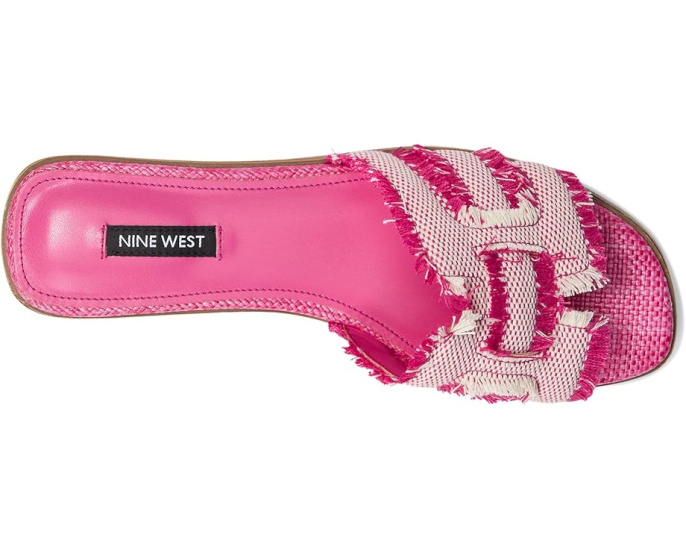 Плоские сандалии Germanny от Nine West с джинсовым верхом и квадратным носком