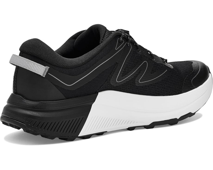 Кроссовки Hurricane Trailsetter от Teva с переработанным верхом и системой W Strapping
