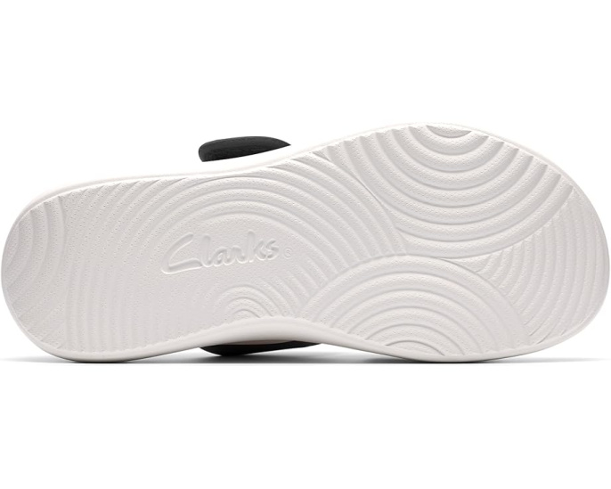 Сандалии Solevana Star на платформе с мягкой стелькой Clarks