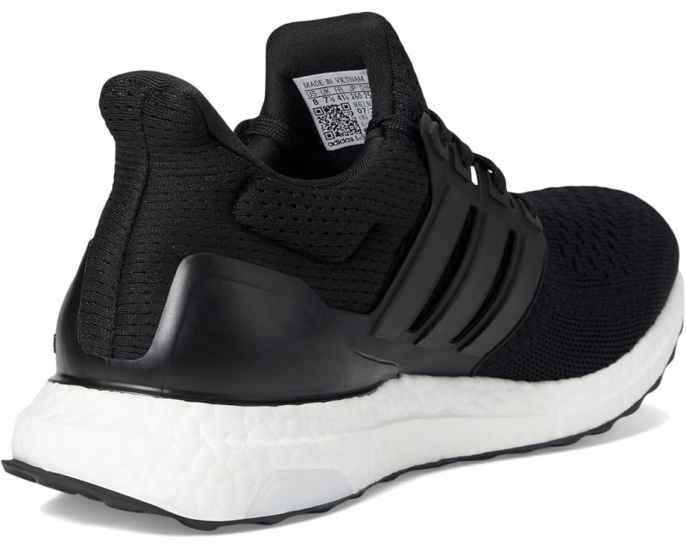 Беговые кроссовки Adidas Ultraboost 1.0 с технологией BOOST