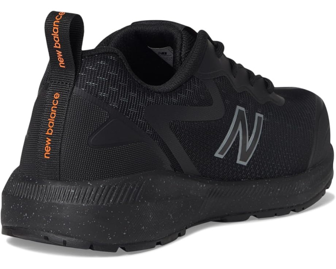 Ботинки New Balance Logic с композитным мыском и защитой от проколов