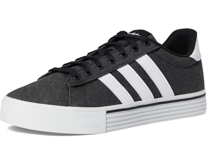 Кроссовки Adidas Daily 4.0 с текстильным верхом и усиленным носком