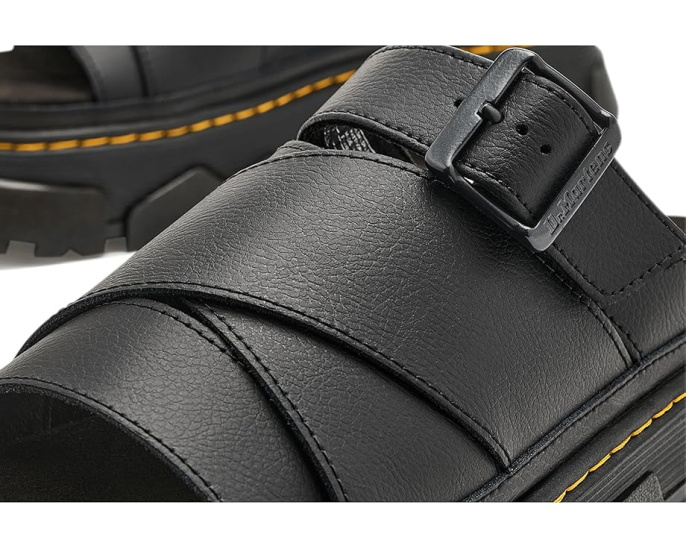 Сланцы Dr. Martens Mattison с круглым носком и пряжкой на платформе