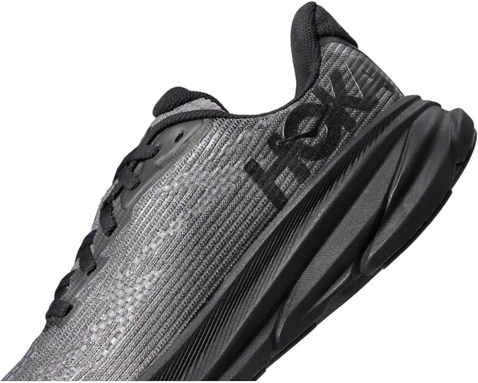 Детские кроссовки Hoka Clifton 9 с геометрией Clifton и сетчатым верхом