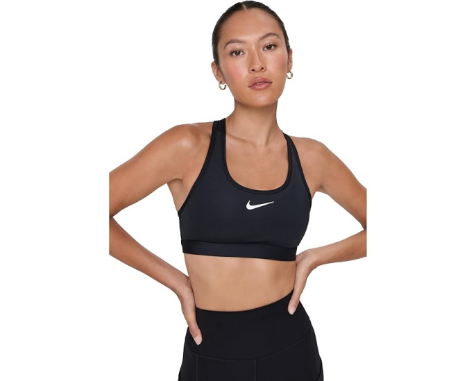 Nike Swoosh спортивный бюстгальтер средней поддержки со встроенными чашечками
