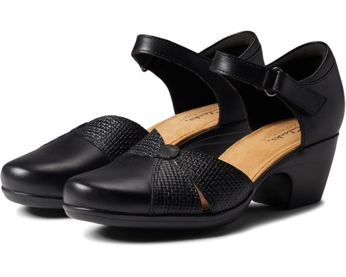 Босоножки Emily Rae на устойчивом каблуке с регулируемым ремешком от Clarks