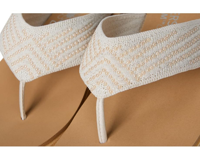 Шлепанцы Skechers Summers Mid с низким клином и вязаным верхом