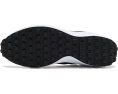 Кроссовки Nike Waffle Debut с вафельной подошвой и замшевыми вставками