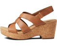 Летние босоножки Giselle Beach на платформе и клиньях от Clarks
