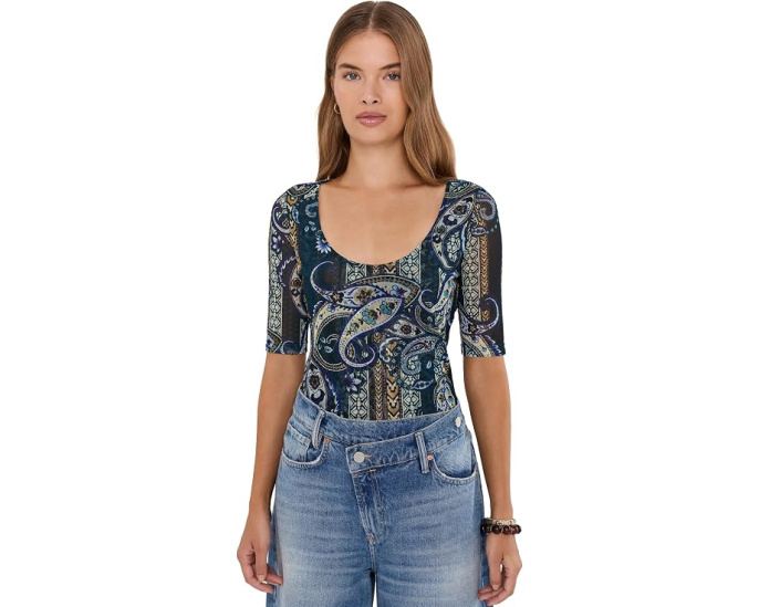 Elbow Sleeve Scoop Neck Mesh Tee