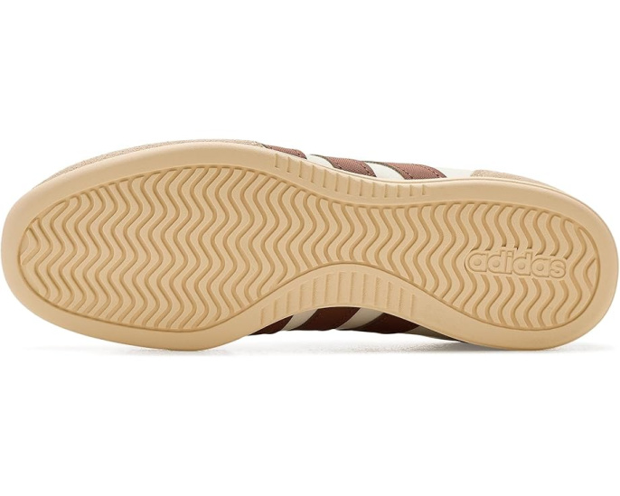 Повседневные кроссовки adidas Barreda Low с низким силуэтом