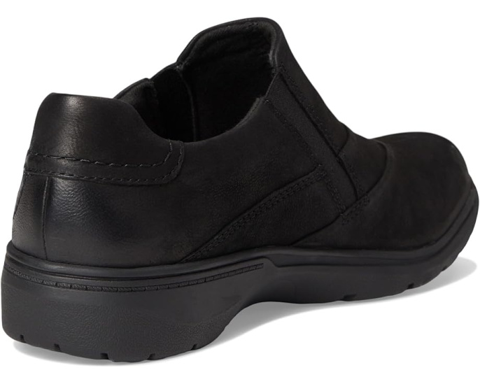 Слипоны Clarks Carleigh Abby из премиальной кожи с эластичной вставкой