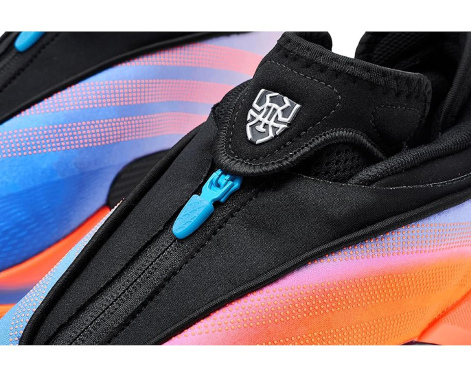 Баскетбольные кроссовки adidas D.O.N. Issue 7 с технологией Lightstrike Pro