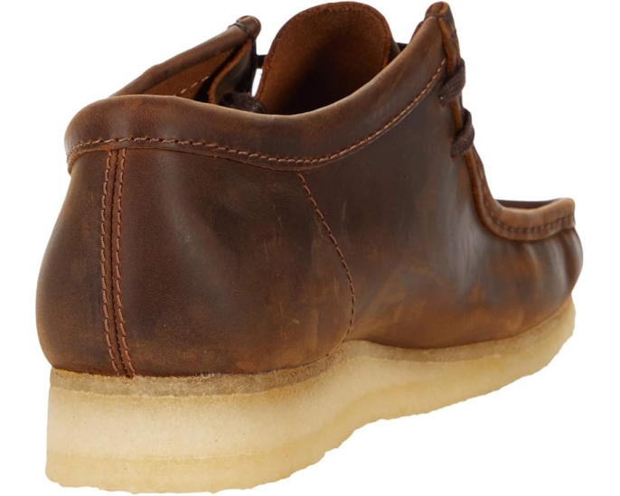 Мокасины Clarks Wallabee с кремовой подошвой для максимального комфорта