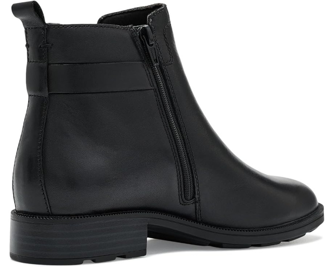 Ботинки Clarks Adalynn West на устойчивом каблуке