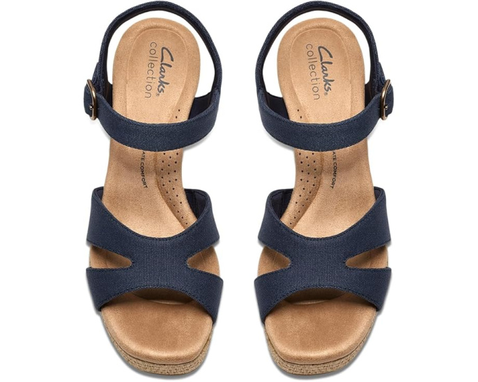 Сандалии Nerisa Twist Clarks на удобном каблуке с ремешками и стелькой Ultimate Comfort