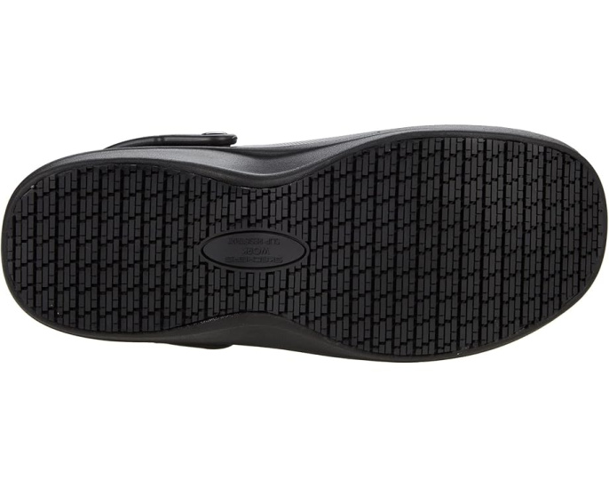 Рабочие туфли Skechers Riverbound с технологией Arch Fit и противоскользящей подошвой