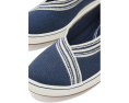 Слипоны Breezesky Air от Clarks с эластичными вставками и стелькой Cloudsteppers
