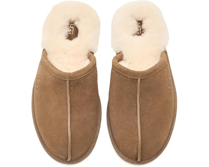 Тапочки UGG Scuff с овчинной подкладкой и гладкой кожей