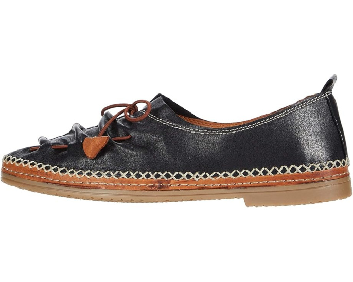 Лоферы Spring Step Berna из кожи с круглым носком и декоративной строчкой