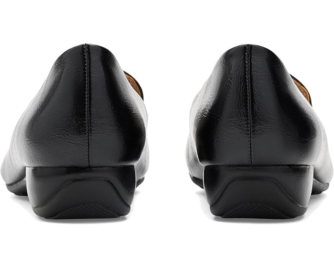 Лоферы Dario Slip-On из экоматериалов с удобной посадкой