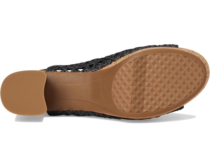 Босоножки Cornelia из замши с открытым мысом и платформой Aerosoles