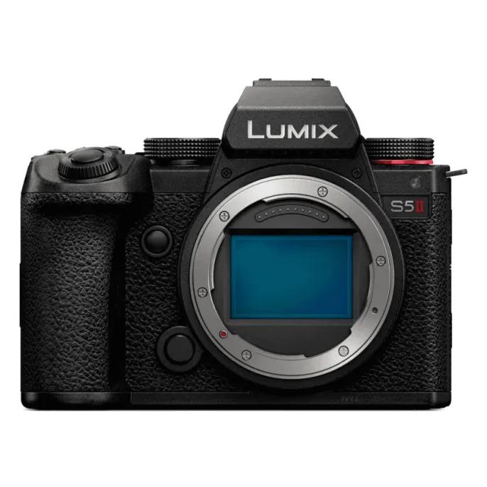 Беззеркальный фотоаппарат Panasonic Lumix S5 IIX
